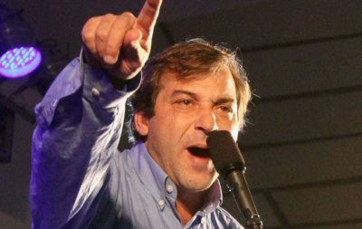 Juan Jure se sum� a la pol�mica: 
