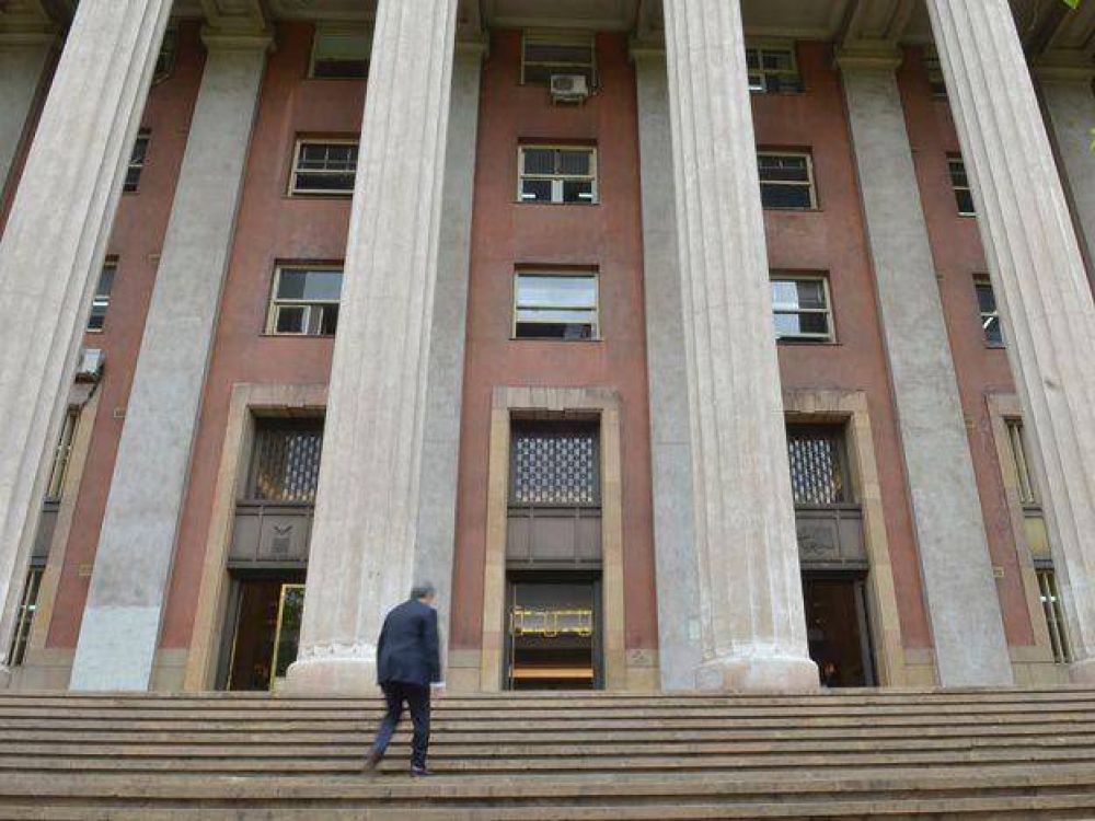 Los jueces recibir�n un aumento salarial del 10 por ciento