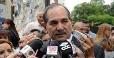Alperovich desminti� su apoyo a Emiliano Vargas Aignasse