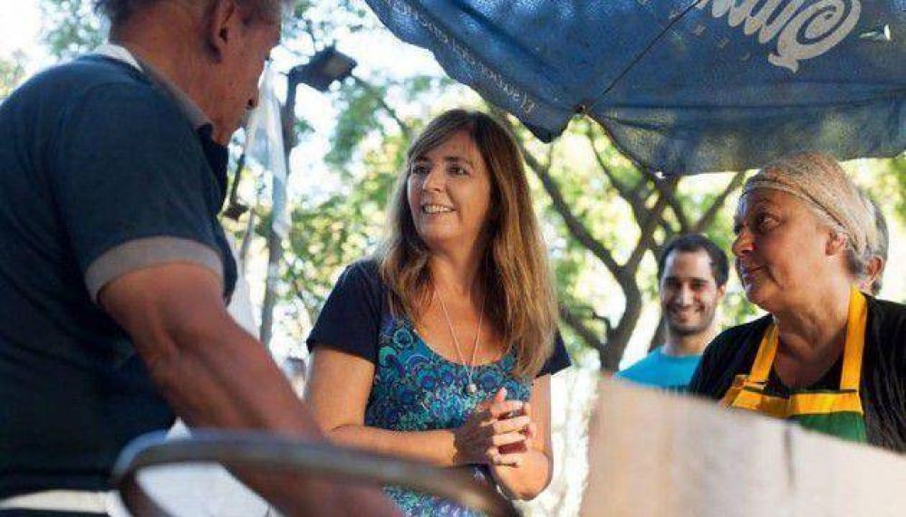 Cerruti: �Macri sue�a una Miami�