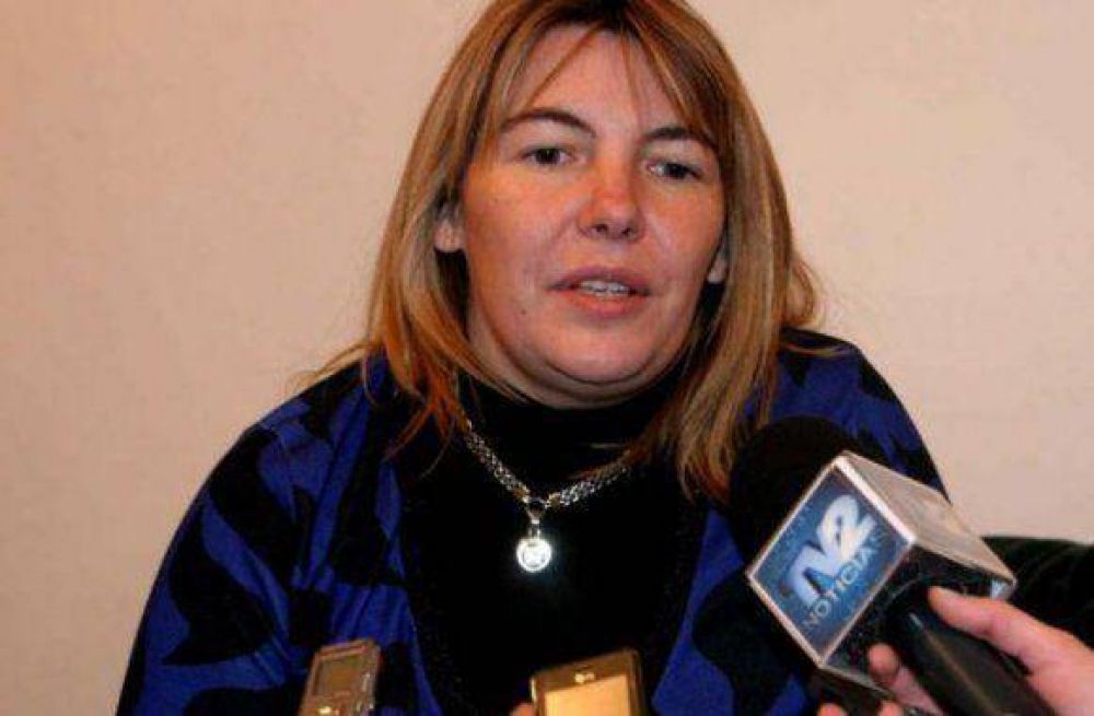 Bertone responsabiliz� a la Justicia fueguina por la crisis