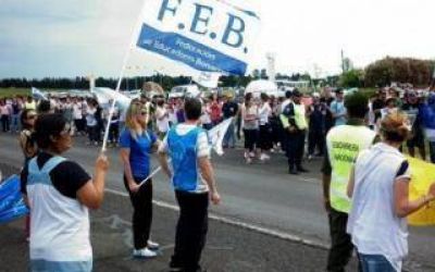 Docentes: FEB protestar� en rutas en fines de semana largos