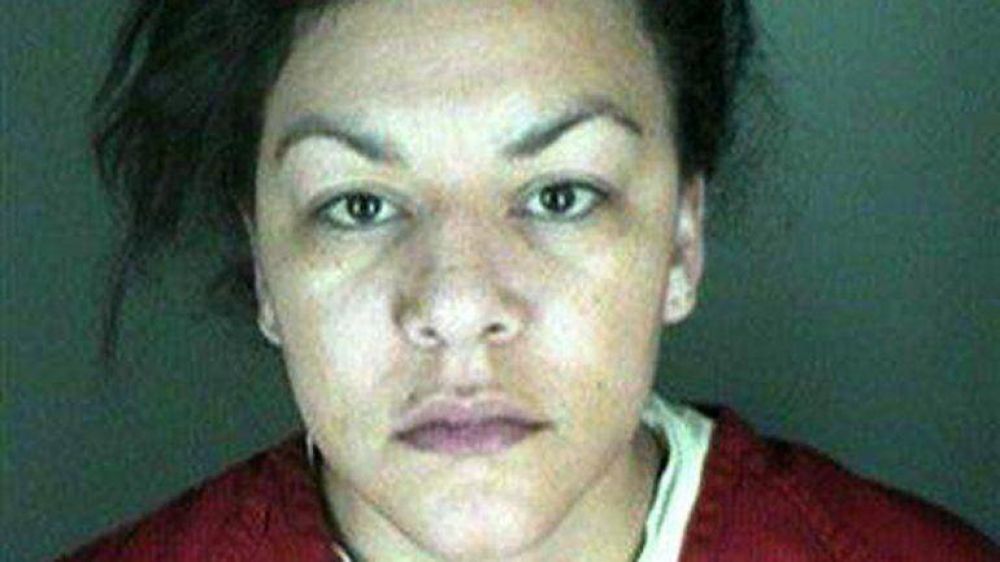 Macabro: abri� la panza de una embarazada y le rob� el beb�