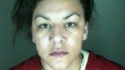 Macabro: abri� la panza de una embarazada y le rob� el beb�