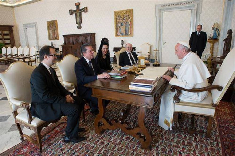 El papa Francisco recibió a Roberto Carlés, el polémico candidato de Cristina para la Corte