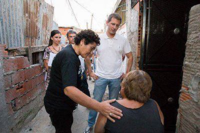 Jofr� en barrio El Libertador: �Curto se olvid� de la gente que lo acompa�aba, y que m�s lo necesita�