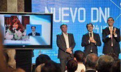 CFK, sobre los buitres: �En Argentina se cumple con la ley de los argentinos�