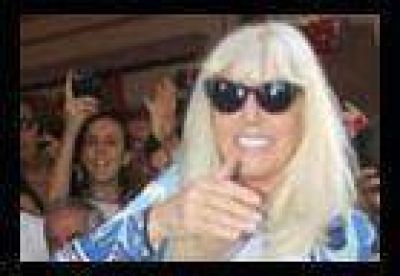 SUSANA AGRADECI� AL P�BLICO TRAS EL DEBUT DE PIEL DE JUDAS