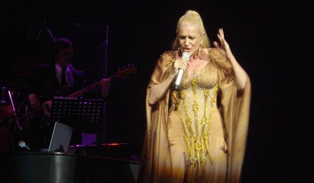 Valeria Lynch con show en honor a Buenos Aires