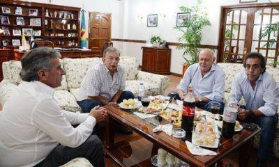 Z�ccaro, ausente en la cumbre de los intendentes massistas