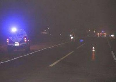Una joven de 18 a�os muri� arrollada por un veh�culo en la Ruta Provincial 65