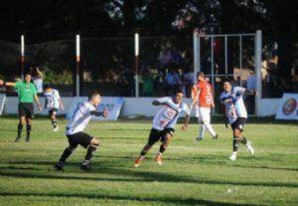 Unin Aconquija se impuso 1-0 a San Lorenzo de Alem