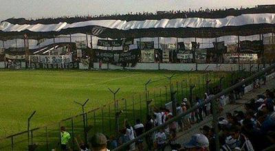 For Ever no pudo con Textil Mandiy�, en el arranque del Federal A
