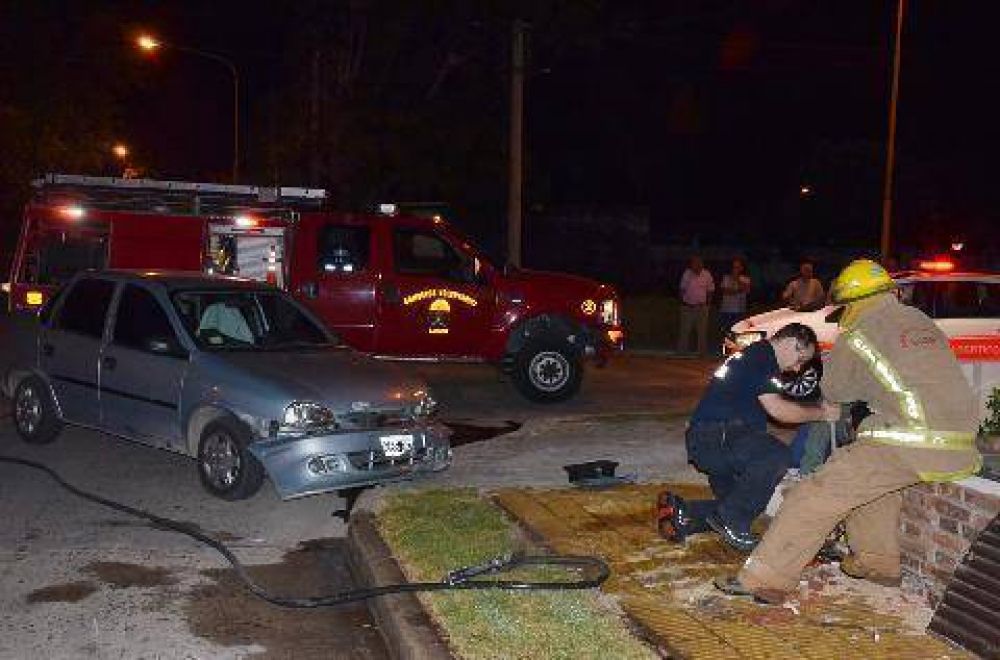 Tres personas hospitalizadas por un choque en Rivadavia y Lisandro de la Torre