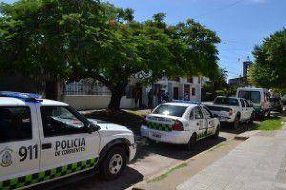 Mujer herida frente a su hijo de ocho a�os en asalto a una casa