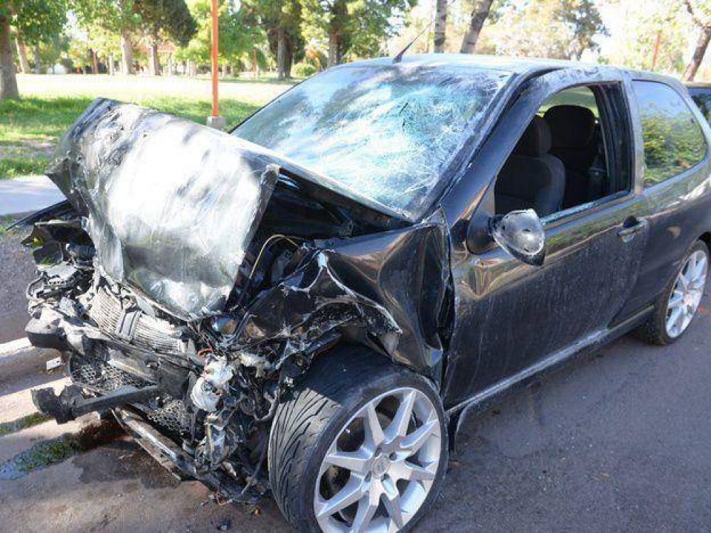 Un hombre falleci� al chocar cuando iba en contramano por el Acceso Este