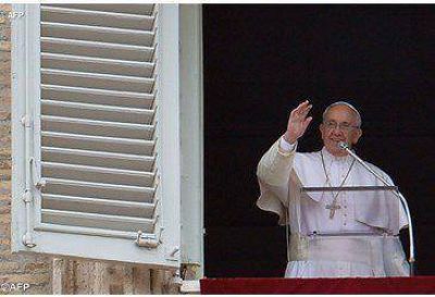 Evangelio, Crucifijo y testimonio de fe para quienes quieren conocer a Jes�s. �ngelus