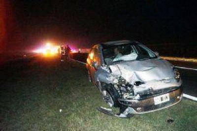 Una mujer muri� en un triple choque en la ruta 5