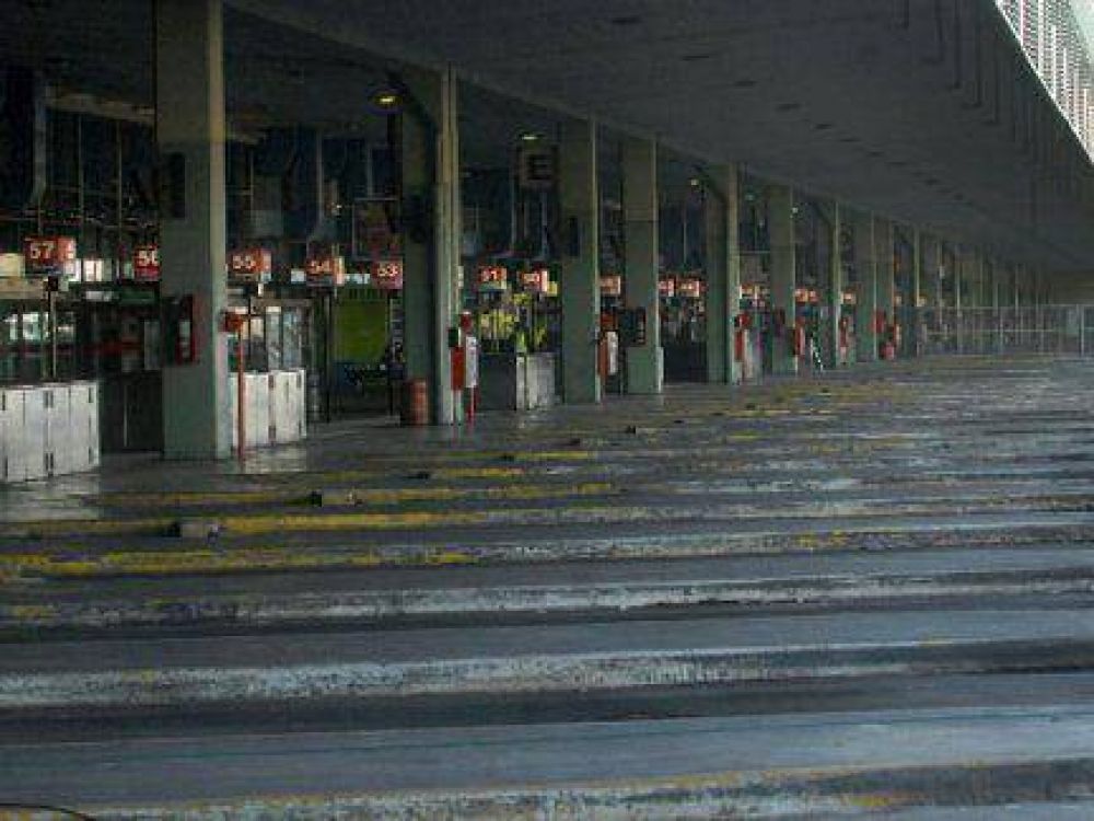 Sin avances en las negociaciones, a una semana del paro del transporte