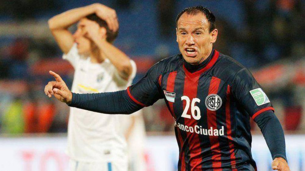 San Lorenzo super� a Chicago y qued� como �nico escolta