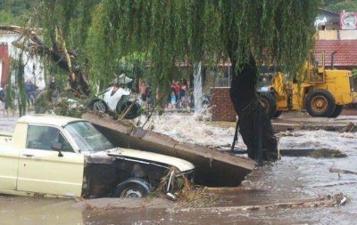Escasean casas de alquiler para damnificados en R�o Ceballos