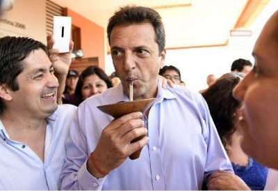 Luego del acuerdo UCR-PRO, Massa sale a convencer al peronismo federal