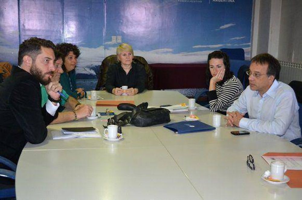 Derechos Humanos trabaja en la aplicaci�n de un Protocolo contra la Tortura