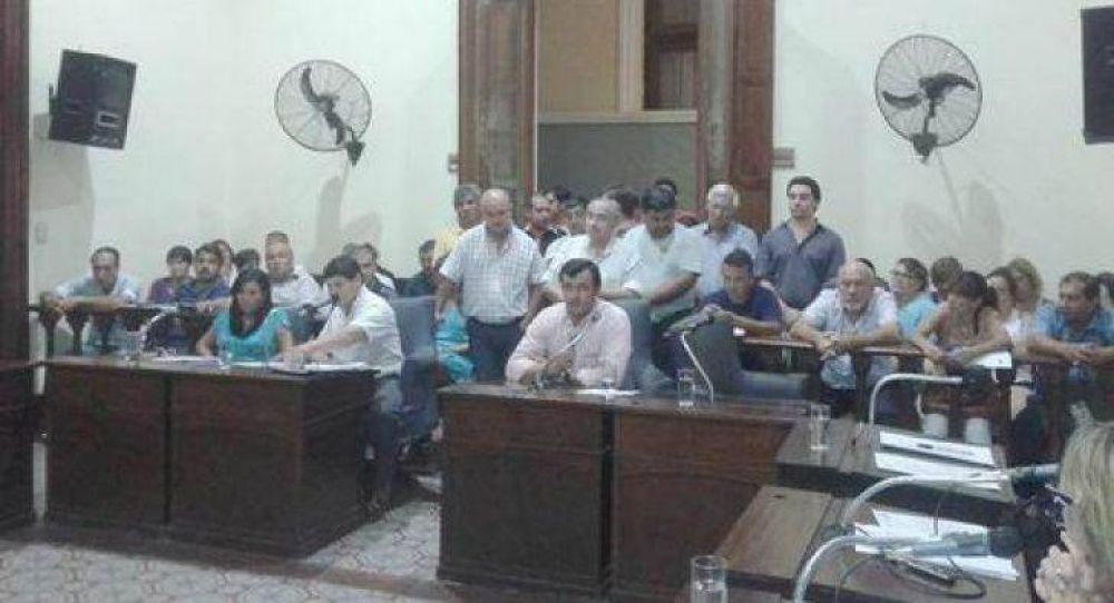 Tarifazo el�ctrico: vecinos llevaron su queja al Concejo