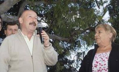 Inza encabez� el acto por el D�a Mundial del Artesano