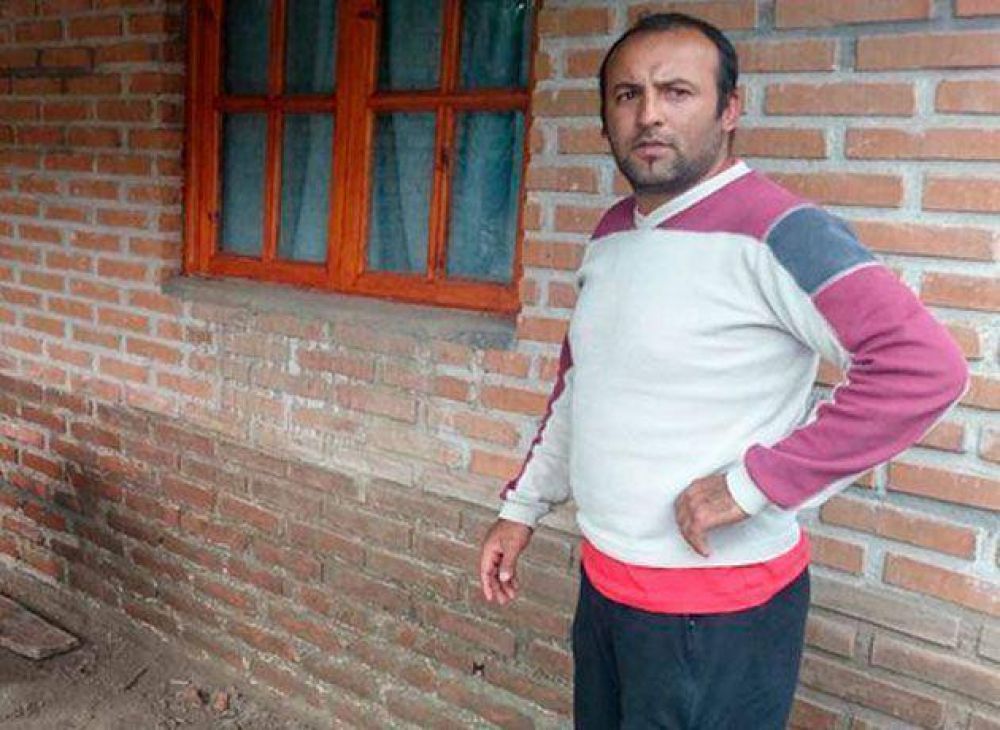 Habl� el evacuado que fue insultado por Beatr�z Rojk�s