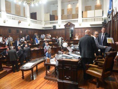 Roby hace peligrar la votaci�n en el Senado de candidatos del PJ