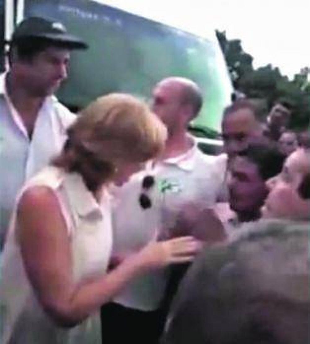 Rojk�s se disculp� por sus dichos, pero afirm� que el incidente �estaba bien preparado�