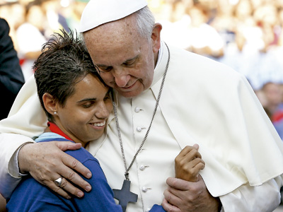 Francisco critica a quienes juzgan con rigidez a la Iglesia