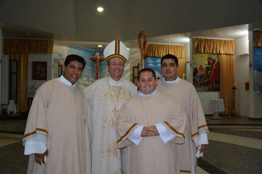 Salta: La diócesis de Orán celebró la ordenación de tres sacerdotes