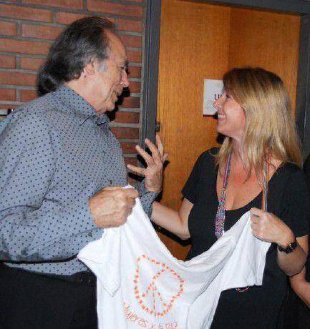 Campaa por el Maltrato Cero: apoyo de Joan Manuel Serrat
