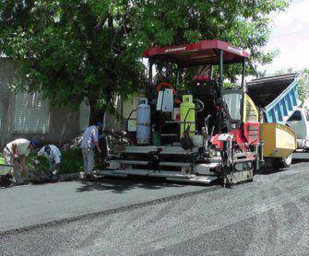 El plan de pavimentaci�n llegar� al Puerto Viejo