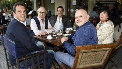 El massismo sum� a su primer legislador porte�o: Javier Gentilini
