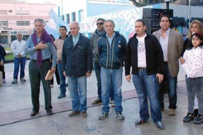 Comodoro conmemor� el D�a de la Memoria participando de una �Radio Abierta�