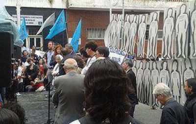 D�a de la Memoria: Se�alizaron �El Infierno� en Avellaneda