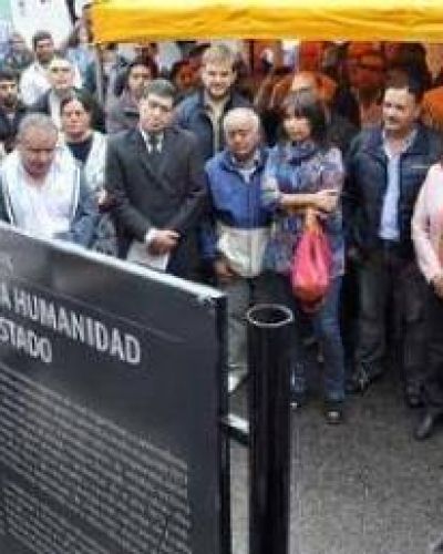 D�a de la Memoria. El peronismo riojano se uni� en un �Nunca M�s�