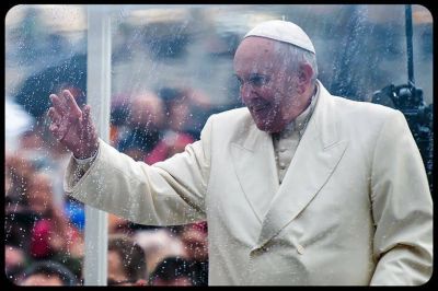 Papa Francisco: Por favor, rezad a diario por el S�nodo de la Familia. Oraciones, no chismes