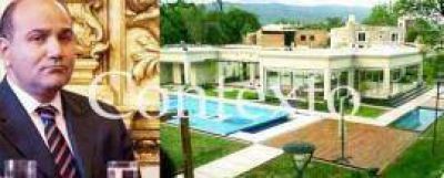 Manzur es el pol�tico que tiene la mansi�n m�s grande en Tucum�n