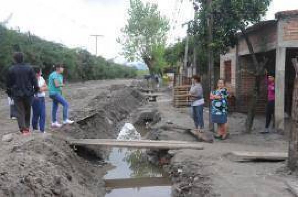 Los vecinos se enojaron con Betty pero el delegado comunal la defendi�