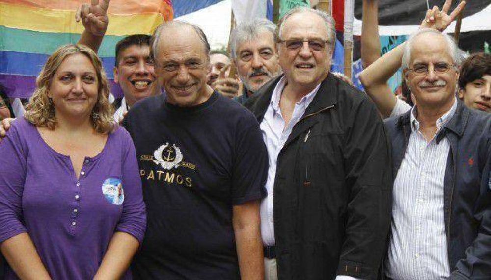 24M: Taiana march� junto con Zaffaroni, Heller y Rachid