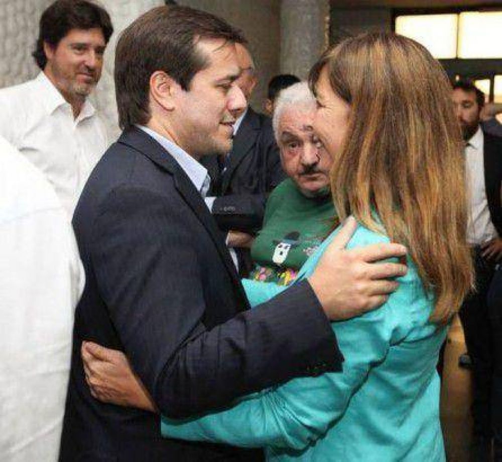 Cerruti pidi� integrar una f�rmula con Recalde