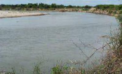 Afirman que no existe riesgo de inundaci�n ni desborde del Salado