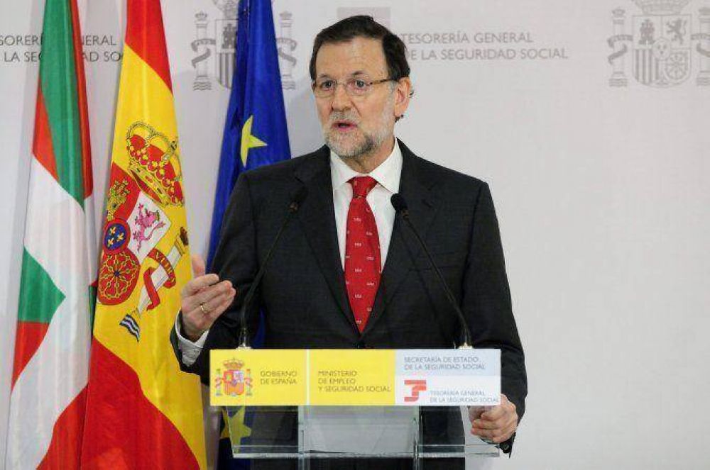 Rajoy viaja a la zona del accidente a�reo y se reunir� con los familiares