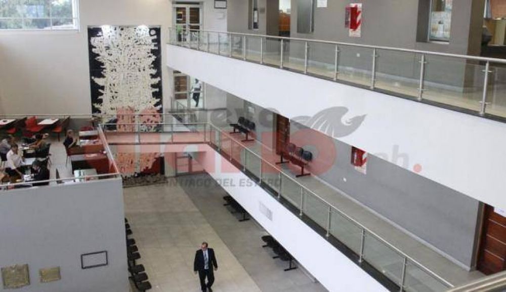 Un padre pide autorizaci�n para interrumpir el embarazo de su hija