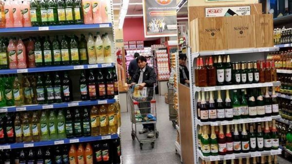 La mitad de los ocupados gana menos de $ 5.500 mensuales