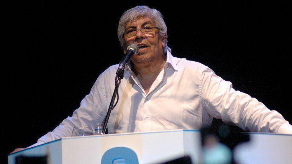 La CGT de Moyano anunci� que tambi�n parar� el martes y amenaz� con m�s protestas